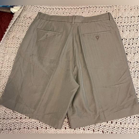 🌴Ocean Pacific Mens Pleated‎ Shorts 33 green khaki color tone on tone pattern - Picture 8 of 12